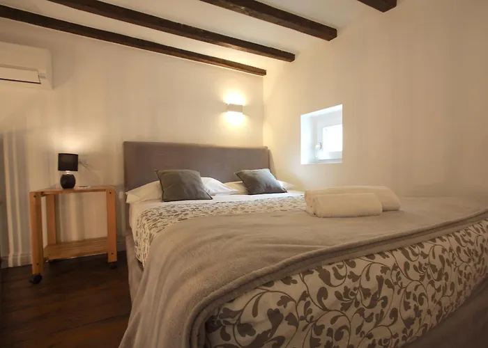 Navona Terrace 2br House Roma
