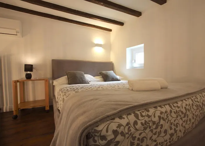 Navona Terrace 2br House Roma
