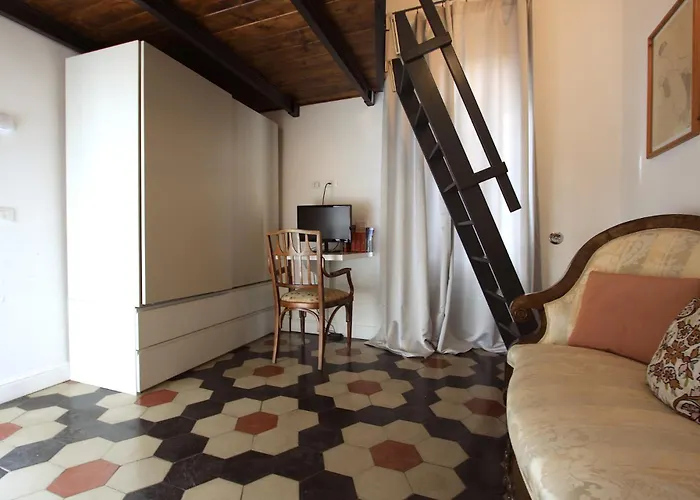 Navona Terrace 2br House